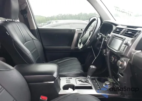 2017 Toyota 4Runner Sr5 z USA, uszkodzony, nr VIN JTEBU5JRXH5412668